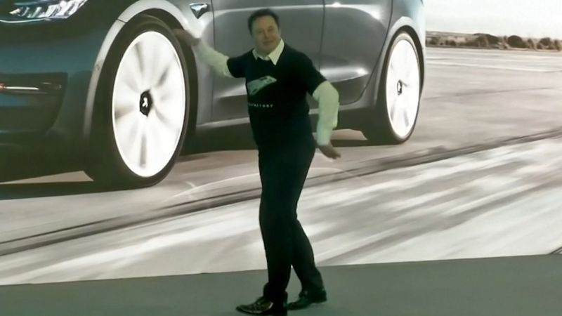 Musk dancing