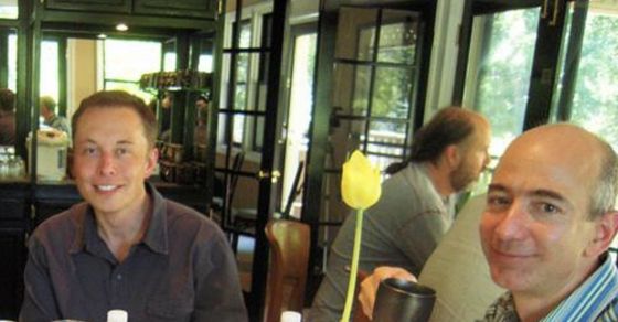 Throwback: Elon Musk and Jeff Bezos together circa 2004, years before their space and tech rivalry. Via Times Now News.