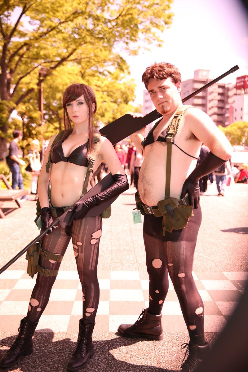 Palmer Luckey (founder of Oculus + co-founder of Anduril) and his wife