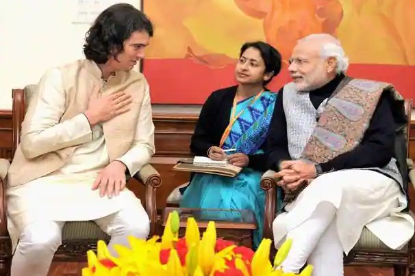 Adam Neumann (Co-founder of WeWork and Flow) with Narendra Modi